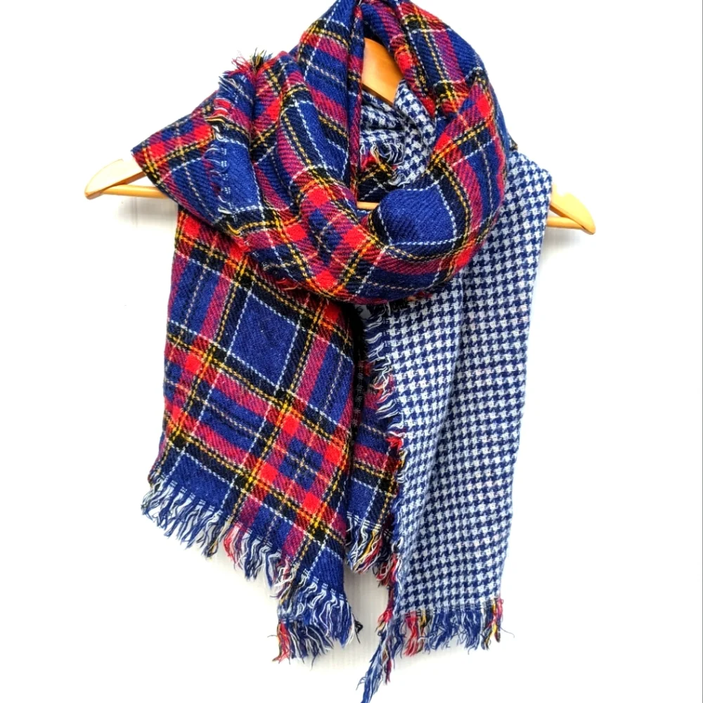Women's reversible tartan plaid and houndstooth plaid fringe blanket scarf